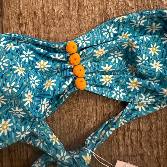 Poupette St. Barth Bandeau Bikini Top in Blue Daisy. - Picture 3 of 6